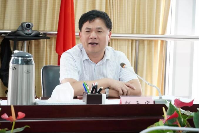 市市政园林局党组书记,局长柯玉宗讲话